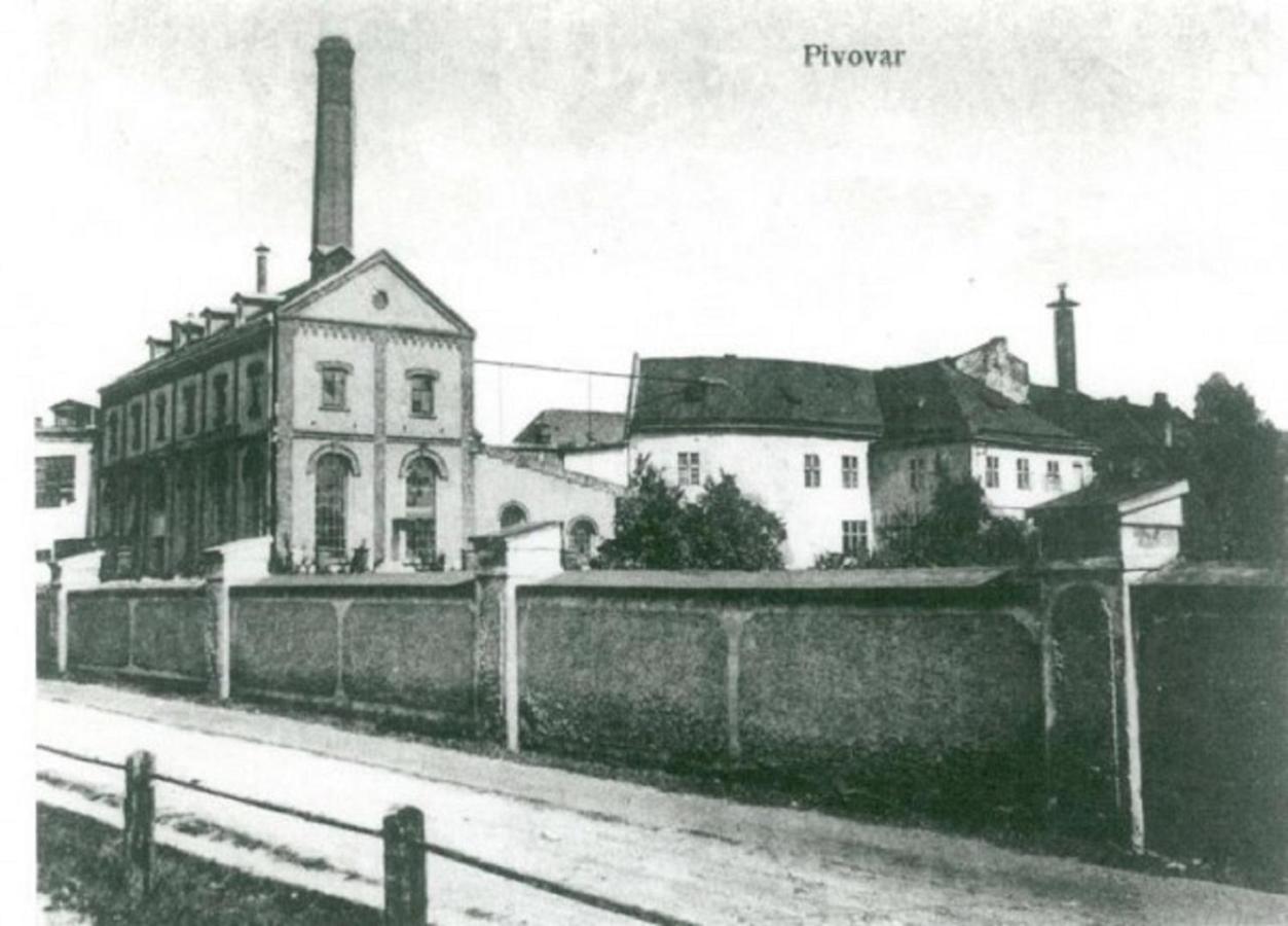 Penzion A Pivnice Varna Velka Bystrice Exterior photo